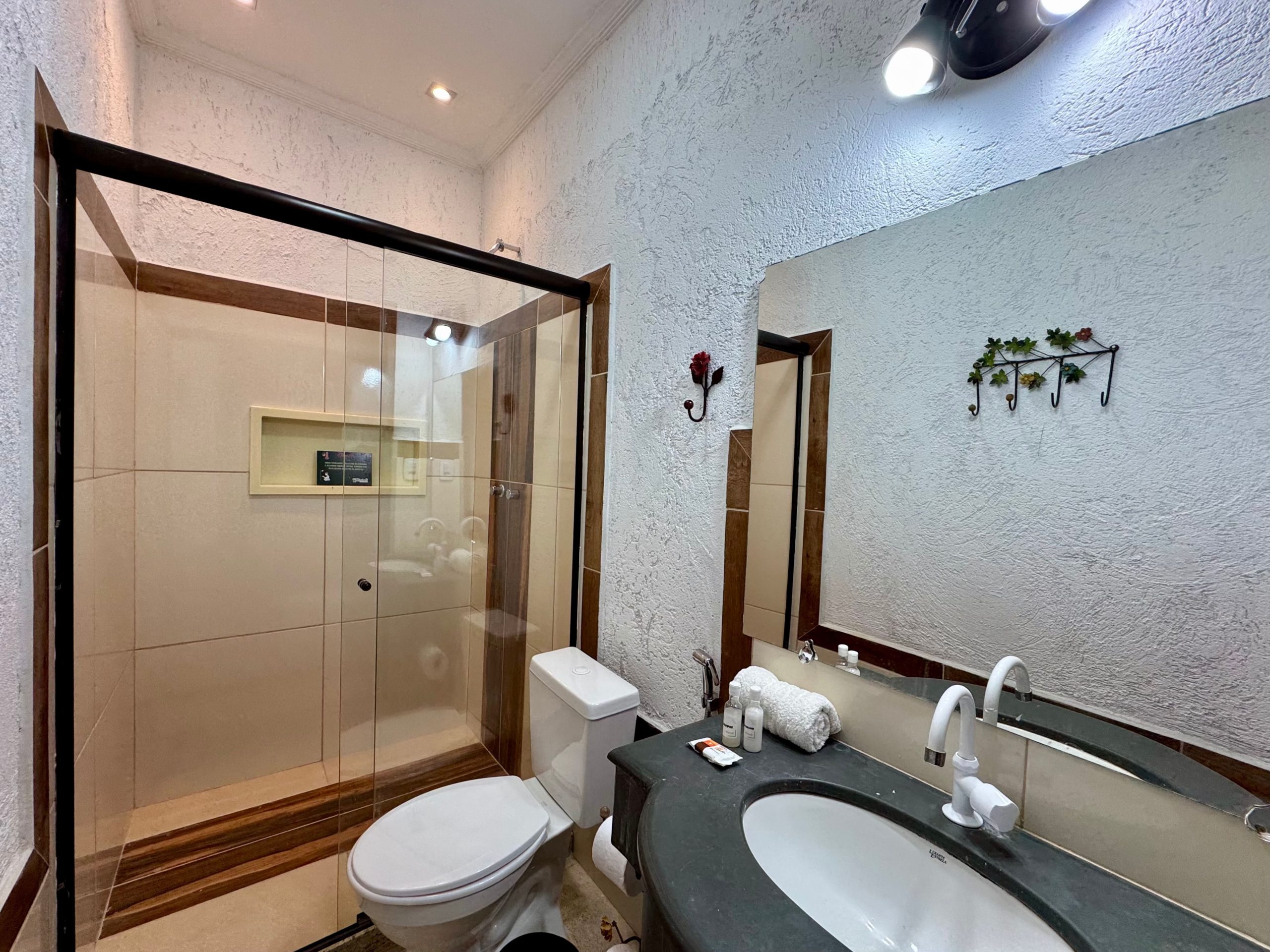 202 com mini cama - Banheiro 3